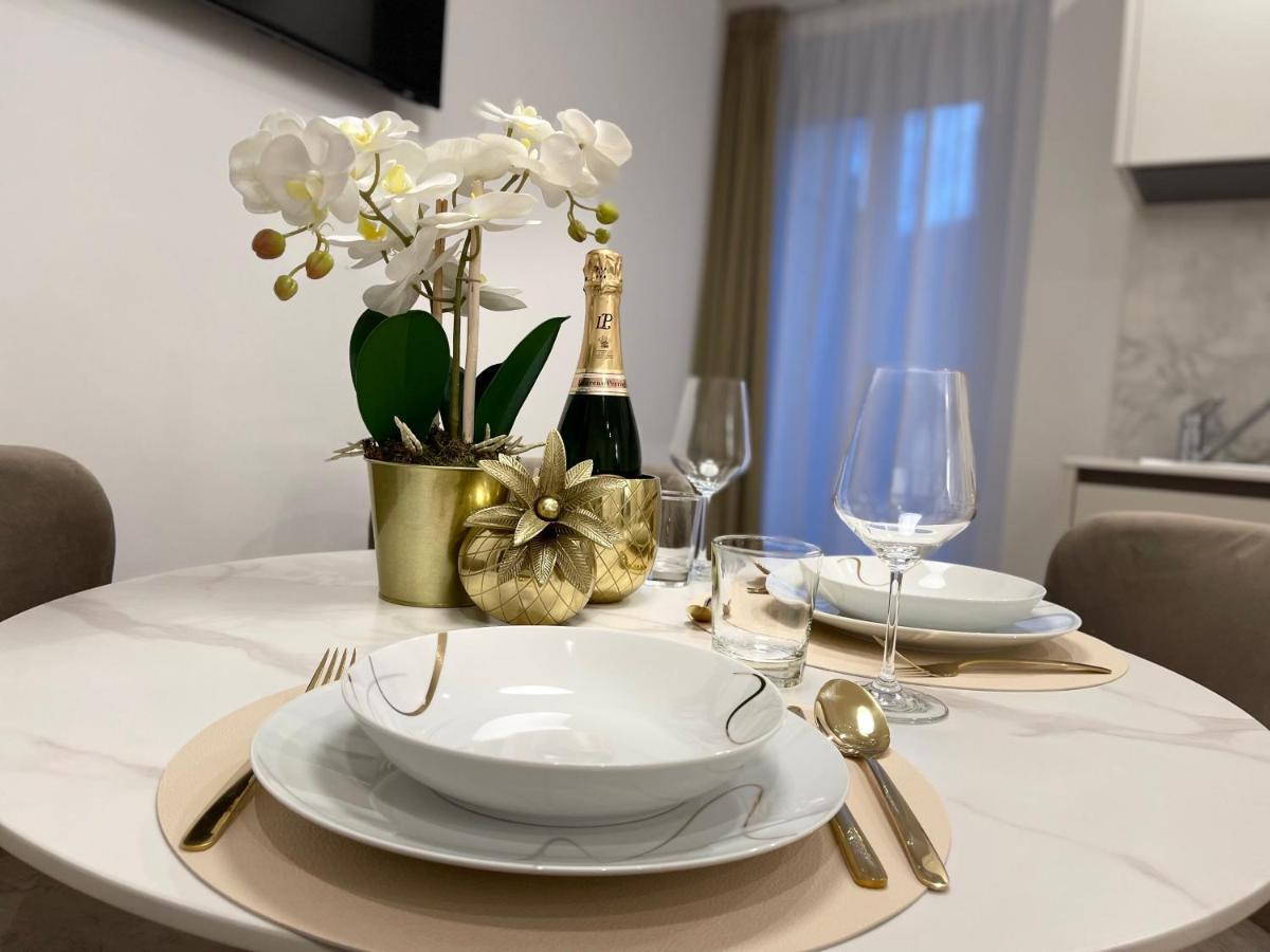 Bellagio Luxury Suites Apartments Extérieur photo