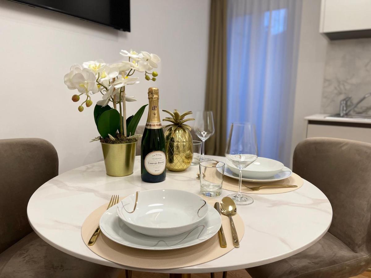 Bellagio Luxury Suites Apartments Extérieur photo